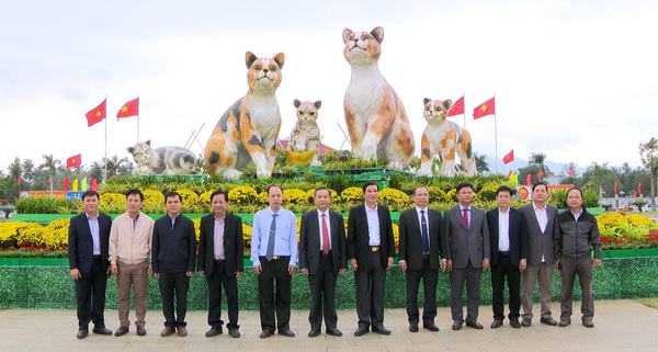 Thị xã Hoài Nhơn khai mạc Cụm biểu tượng linh vật “Mừng Đảng – Mừng Xuân Quý Mão 2023”