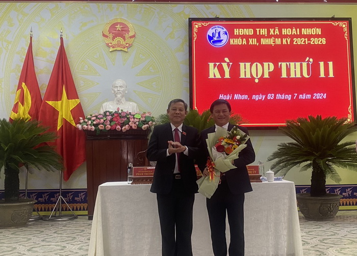 Bế mạc Kỳ họp thứ 11, HĐND thị xã Hoài Nhơn khóa XII,  nhiệm kỳ 2021 - 2026